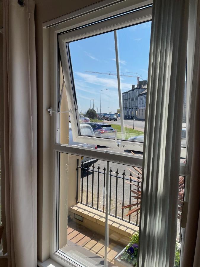 The Courtyard Guest House Great Yarmouth Eksteriør bilde