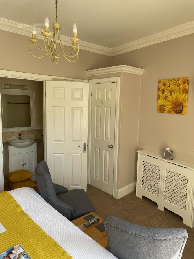 The Courtyard Guest House Great Yarmouth Eksteriør bilde