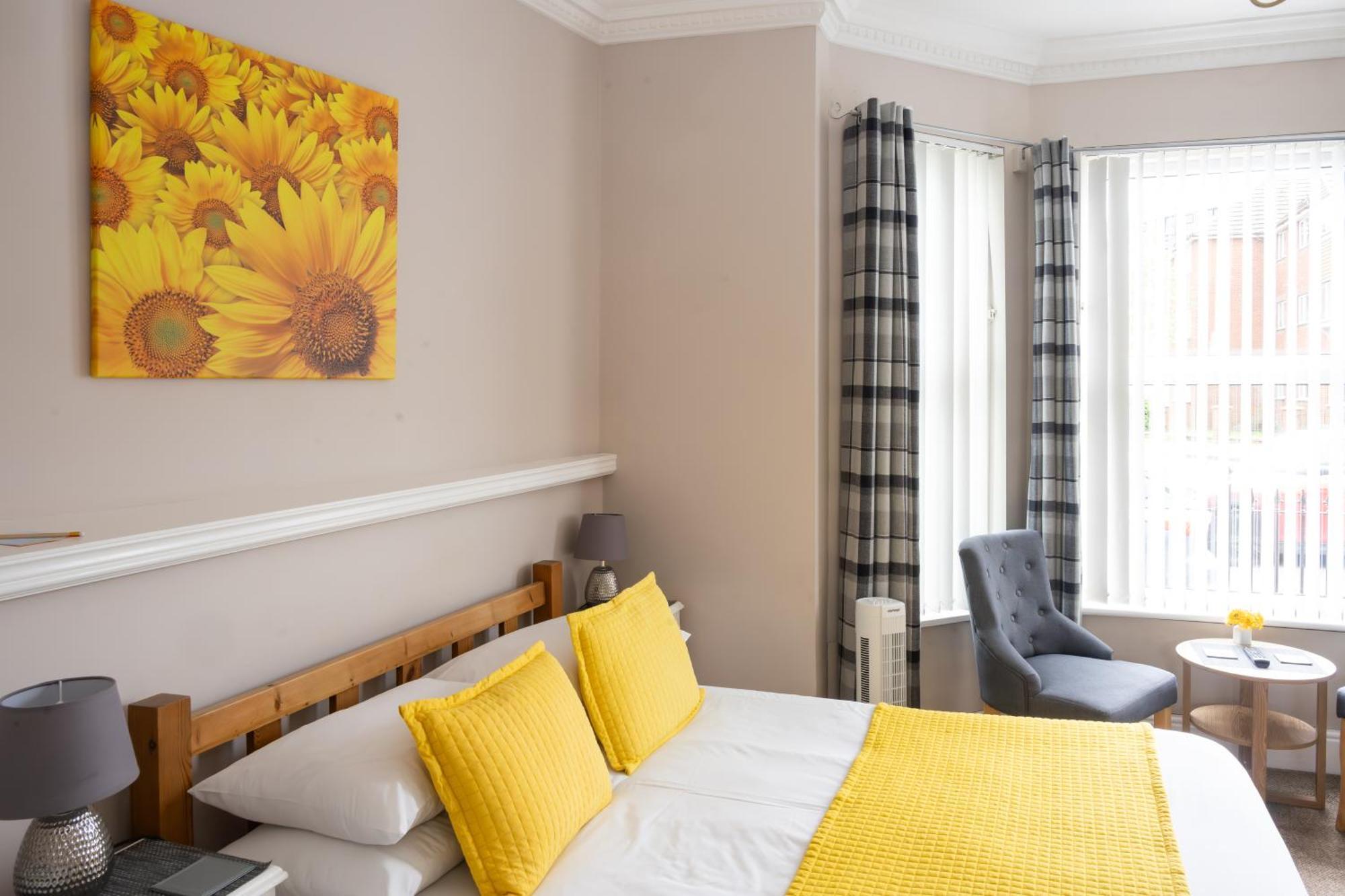 The Courtyard Guest House Great Yarmouth Eksteriør bilde