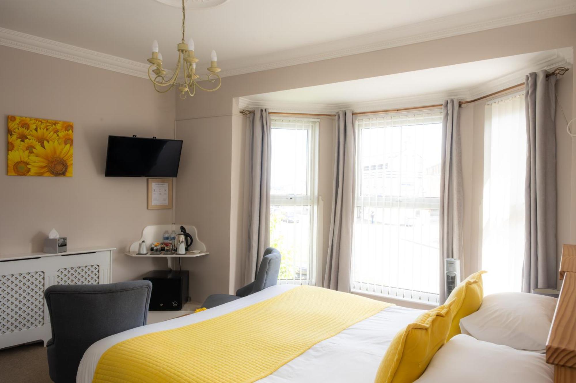 The Courtyard Guest House Great Yarmouth Eksteriør bilde