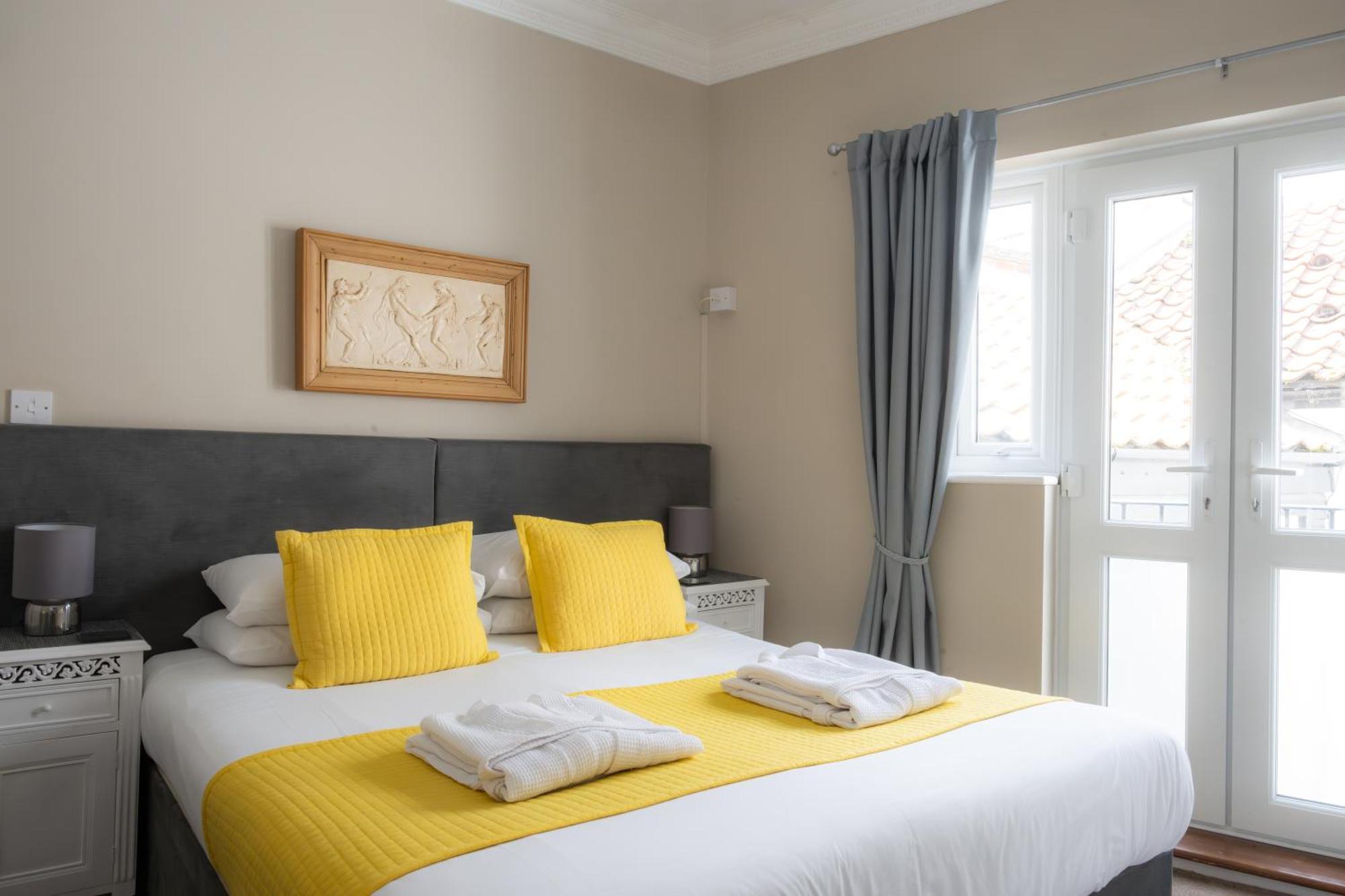 The Courtyard Guest House Great Yarmouth Eksteriør bilde