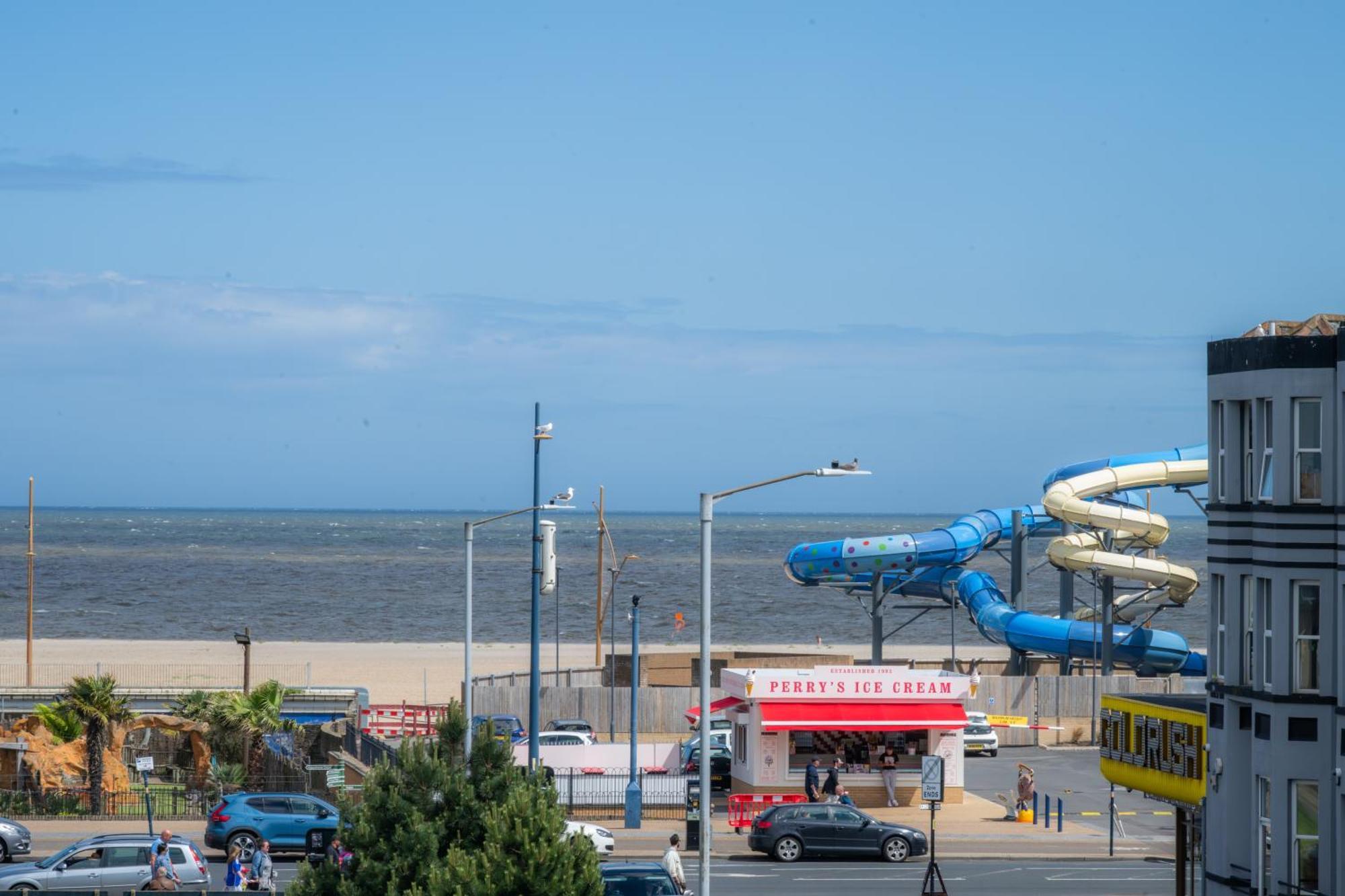 The Courtyard Guest House Great Yarmouth Eksteriør bilde