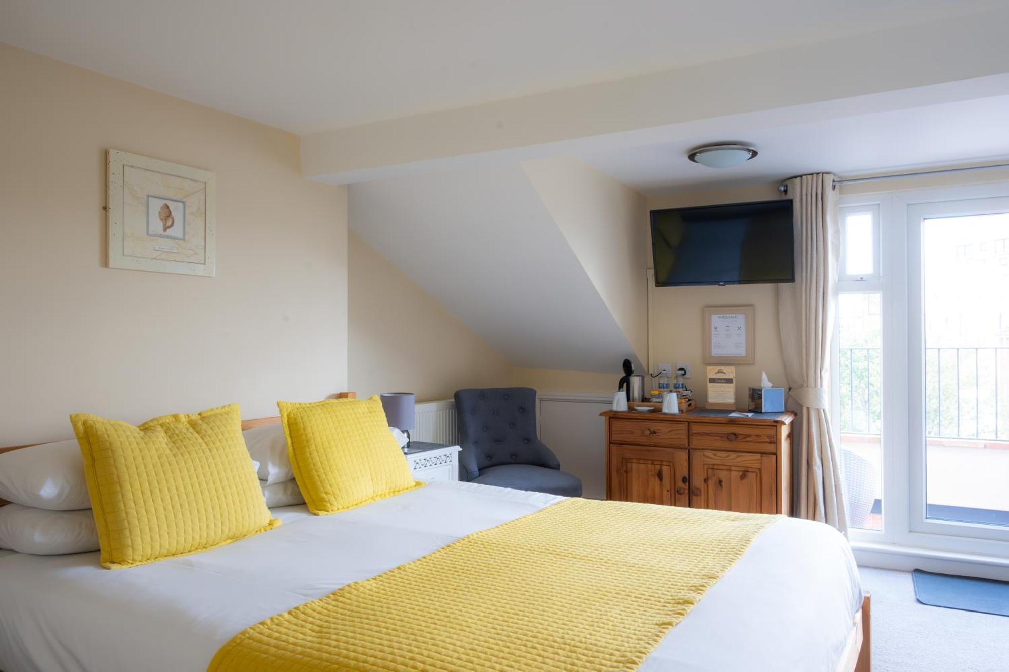 The Courtyard Guest House Great Yarmouth Eksteriør bilde